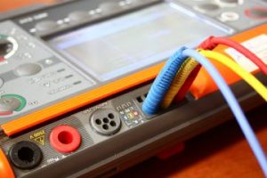 szkolenia-elektryczne-w-awans-bhp